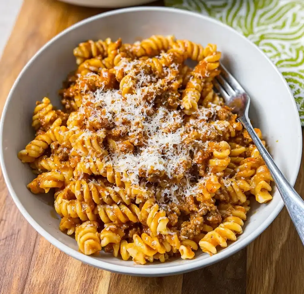35-Minute One-Pot Creamy Beef Pasta Recipe