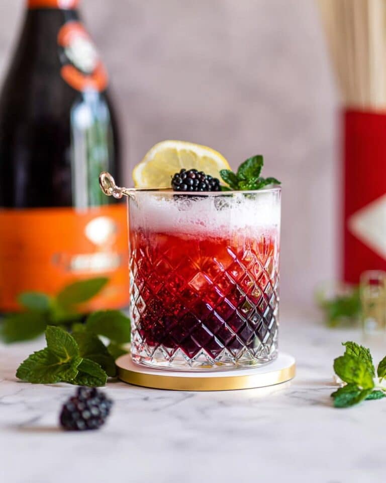 Blackberry Mint Prosecco Cocktail Recipe
