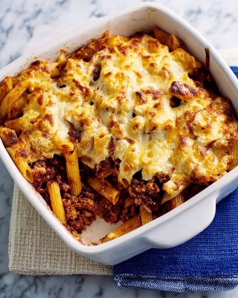 Mild Chilli & Bean Pasta Bake Recipe