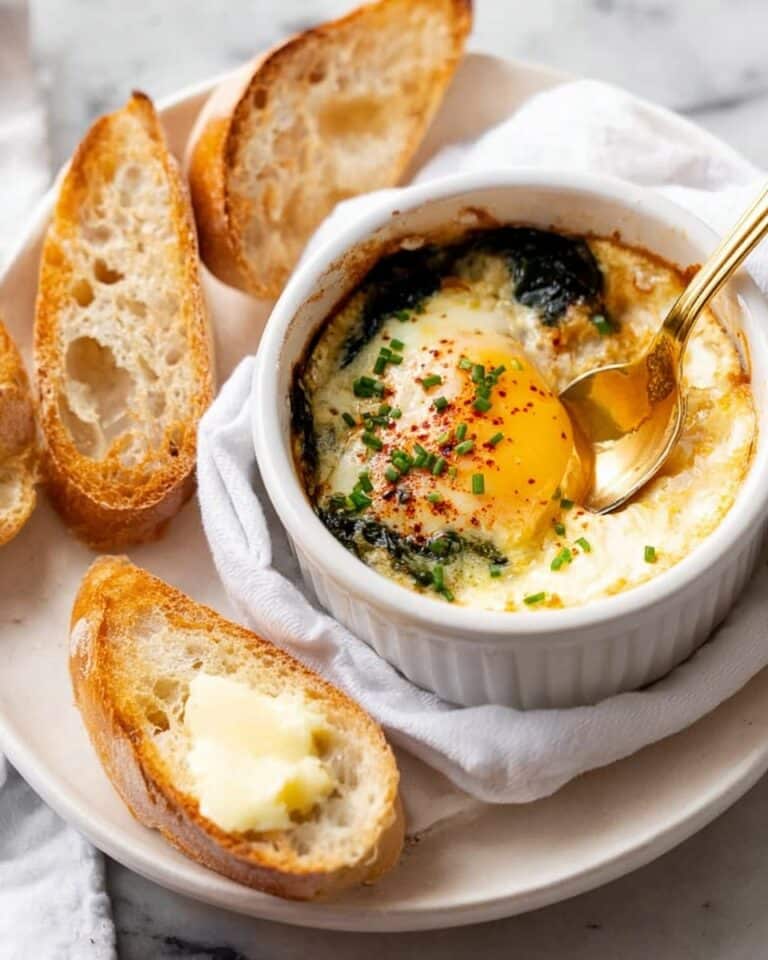 Baked Eggs with Mushrooms and Spinach (Shirred Eggs) Recipe